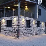 Апартаменты Oνειροπετρα 4 Mouzaki